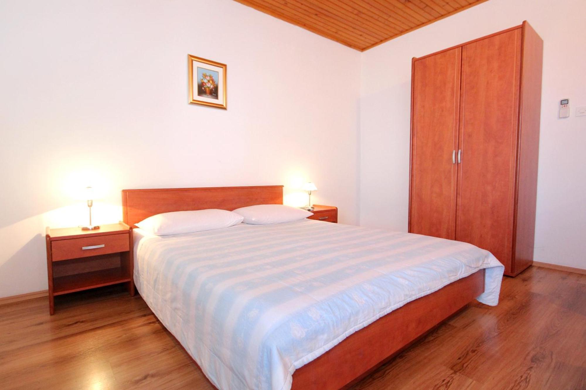 Apartments And Rooms By The Sea Mandre, Pag - 3557 Kolan Chambre photo